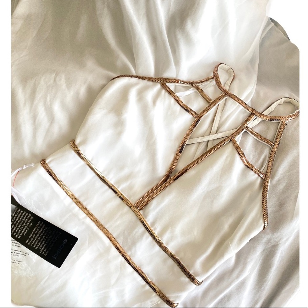 BEBE HALTER NECK CHAIN DETAIL DRESS